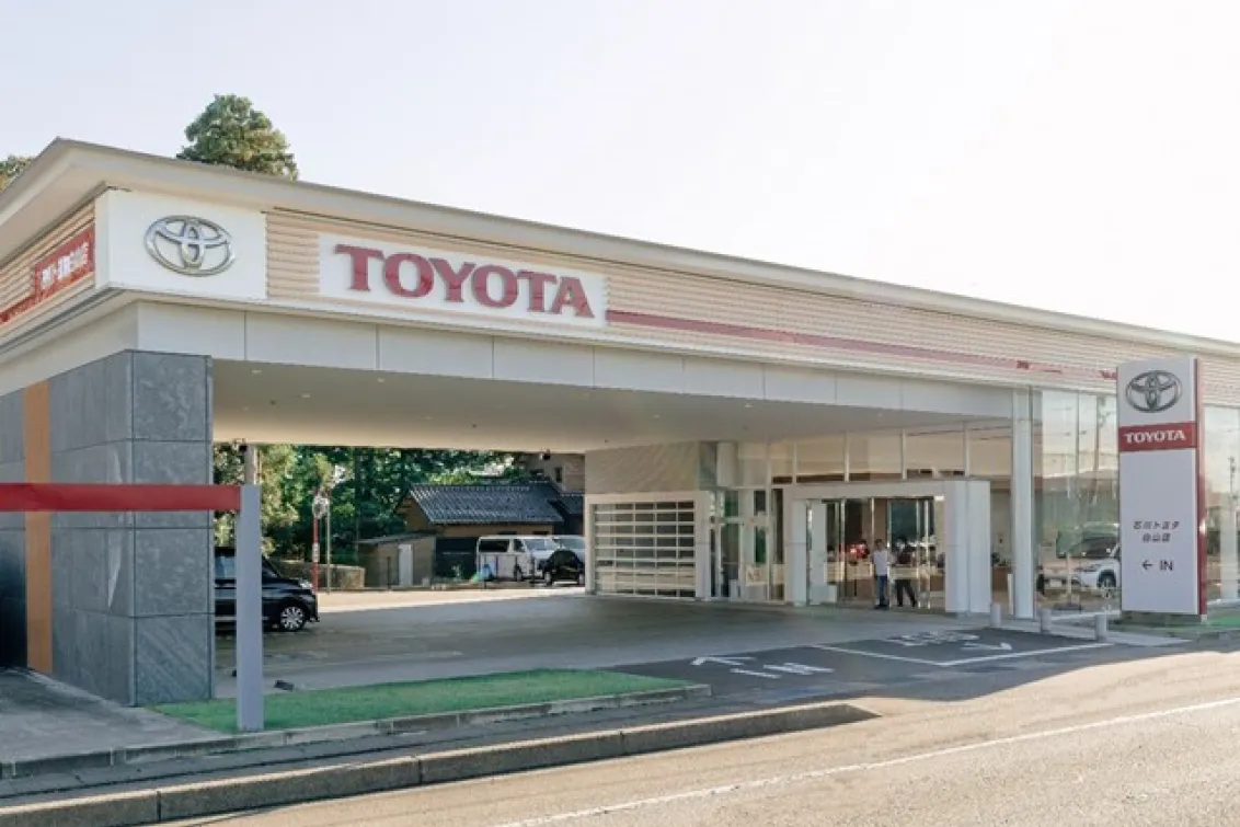 石川トヨタ自動車株式会社＿白山店＿外観