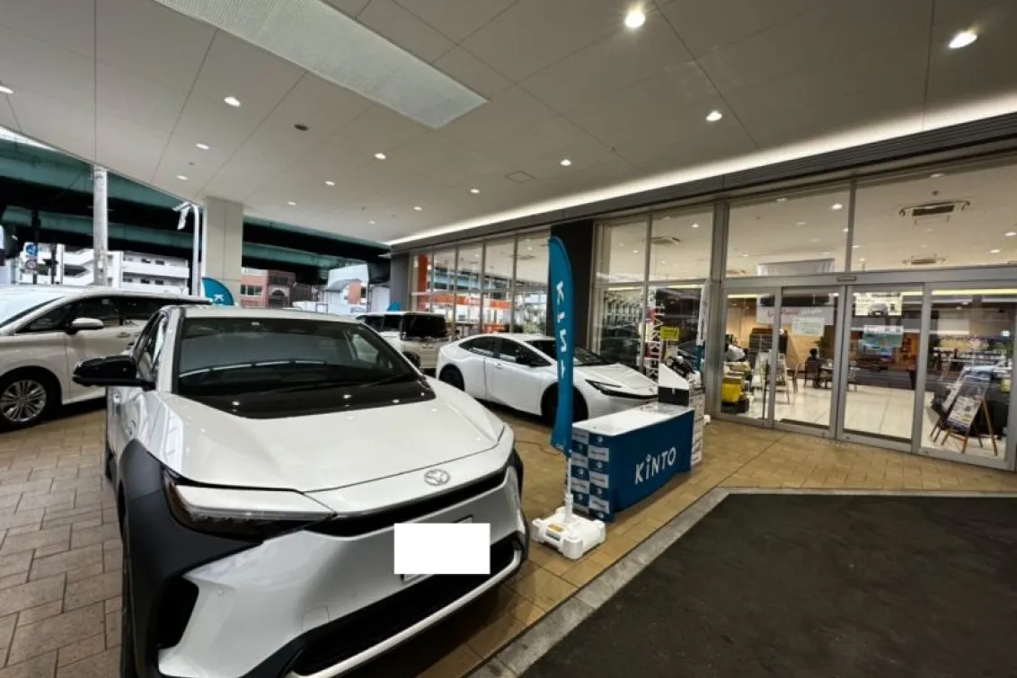 ネッツトヨタゾナ神戸株式会社_兵庫店_店舗内装