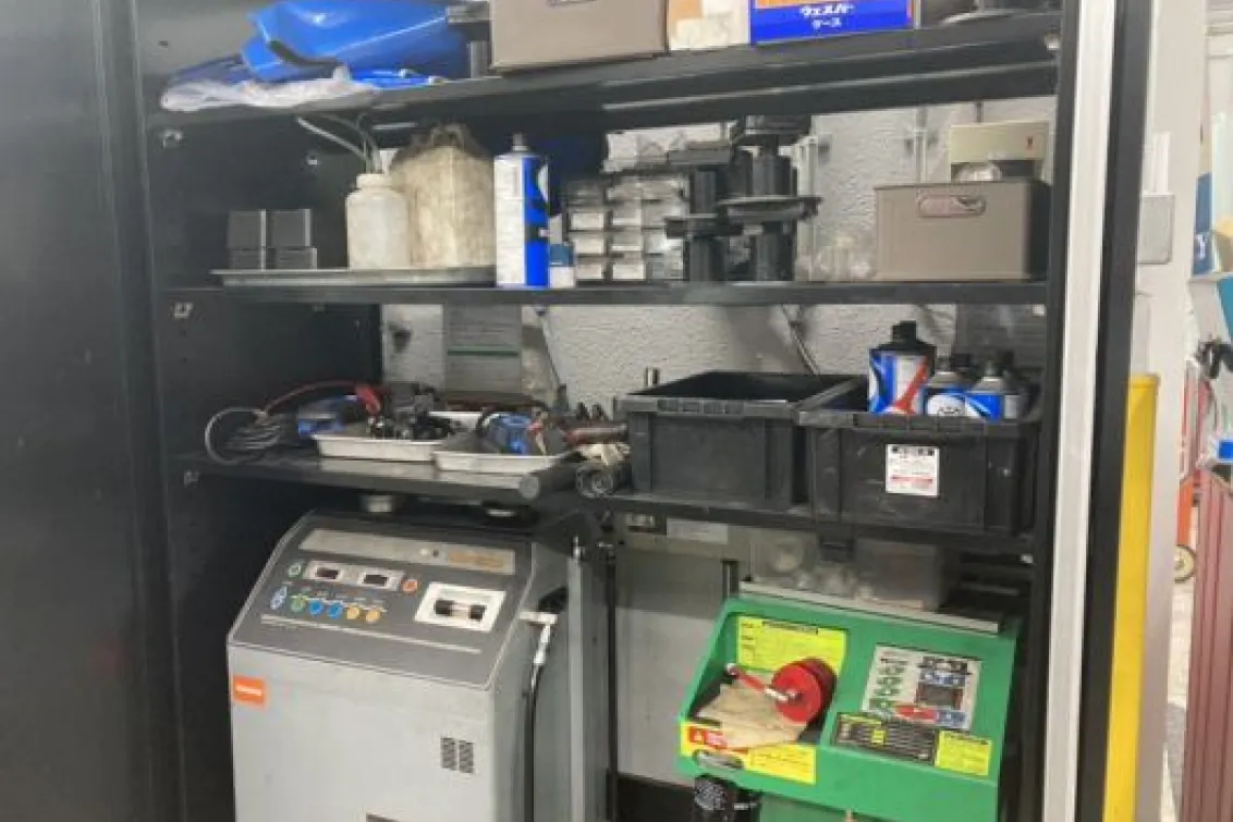 ネッツトヨタゾナ神戸株式会社_兵庫店_備品