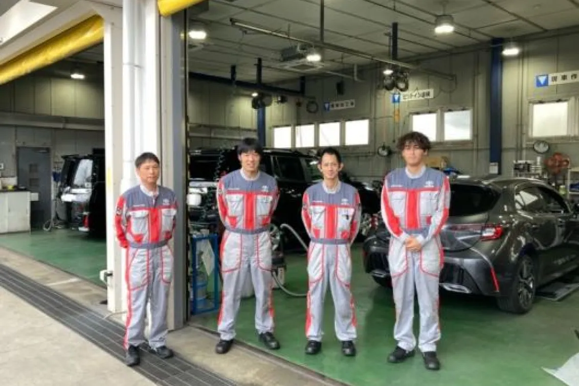 ネッツトヨタゾナ神戸株式会社_北神店_整備スタッフ