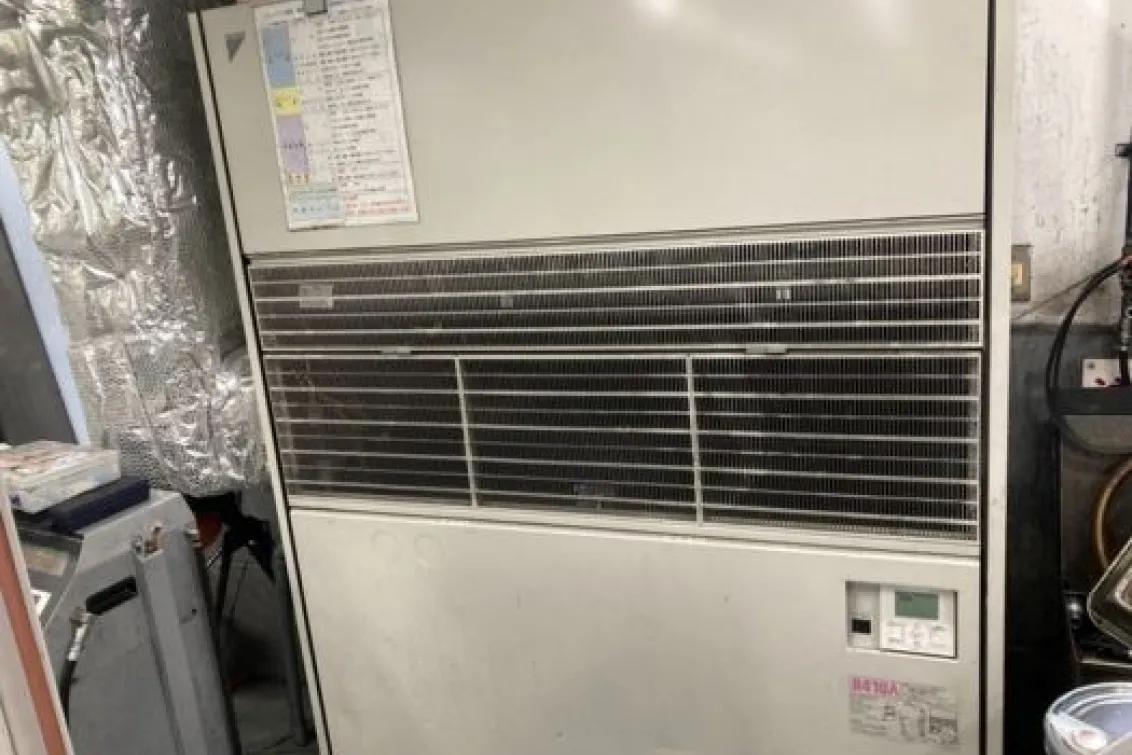 ネッツトヨタゾナ神戸株式会社_宝塚店_整備場4
