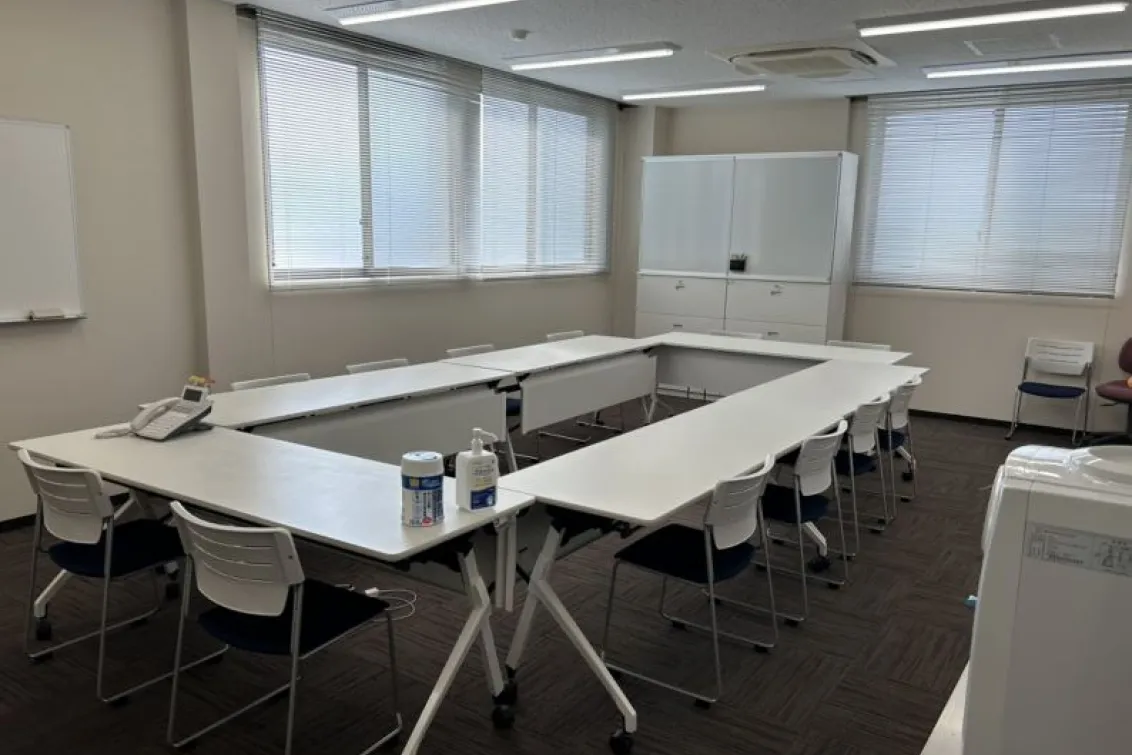 ネッツトヨタゾナ神戸株式会社_川西店_店舗内装