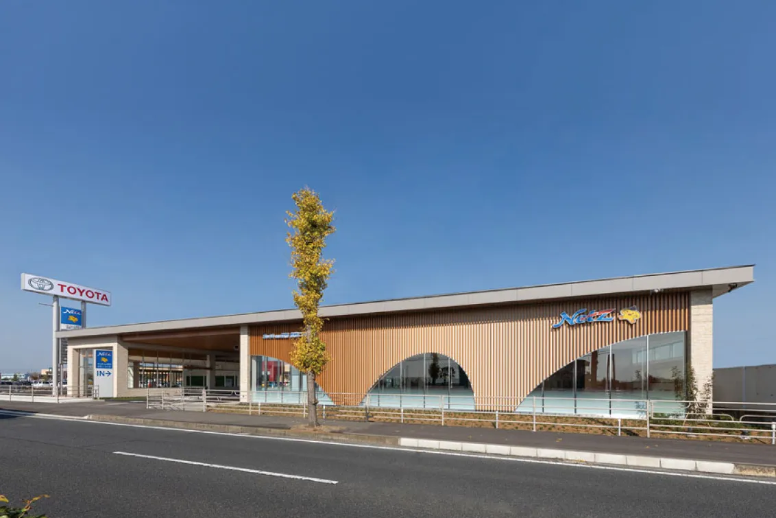 トヨタ_ネッツトヨタ群馬株式会社_前橋こじまた店_外観