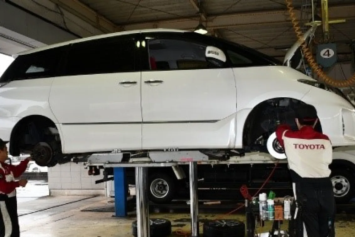 トヨタ_愛媛トヨタ自動車株式会社_大洲店_スタッフ