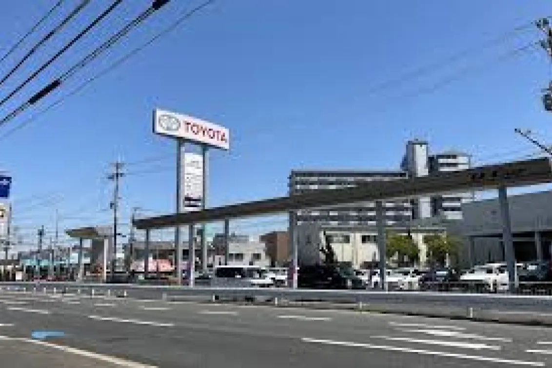 大阪トヨタＮｏｒｔｈ株式会社＿サンテラス寝屋川店＿店舗外観
