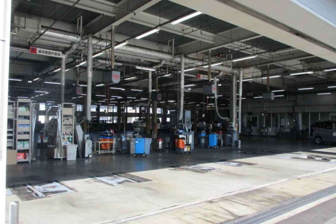 トヨタカローラ岡山株式会社＿西長瀬店＿工場