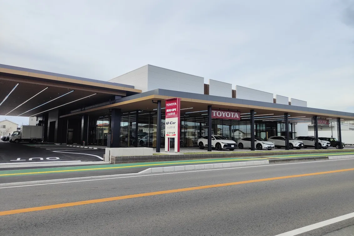 愛知トヨタ 株式会社ATグループ_岡崎井田店_内観2