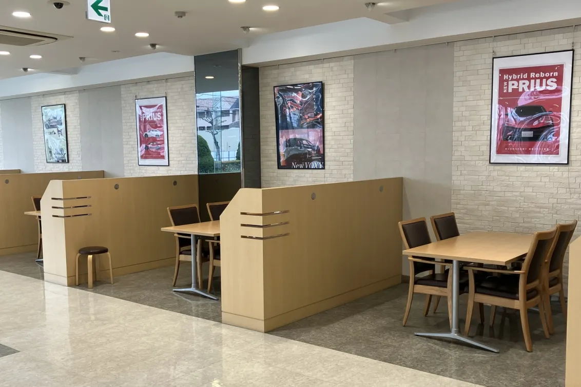 愛知トヨタ 株式会社ATグループ_岡崎井田店_内観3