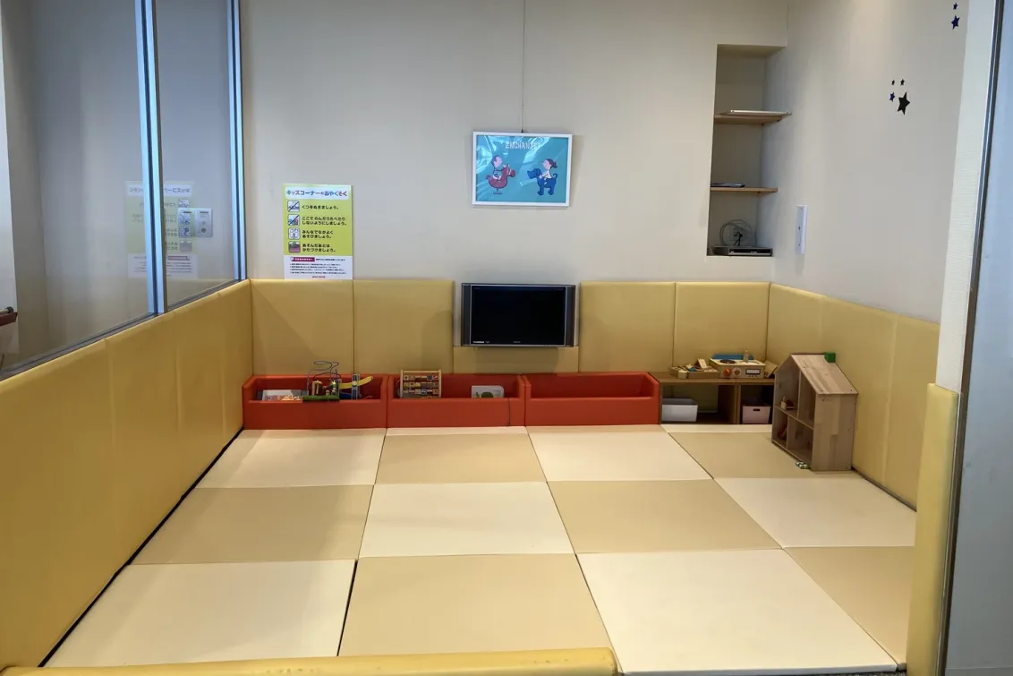 愛知トヨタ 株式会社ATグループ_豊田下市場店_内観3