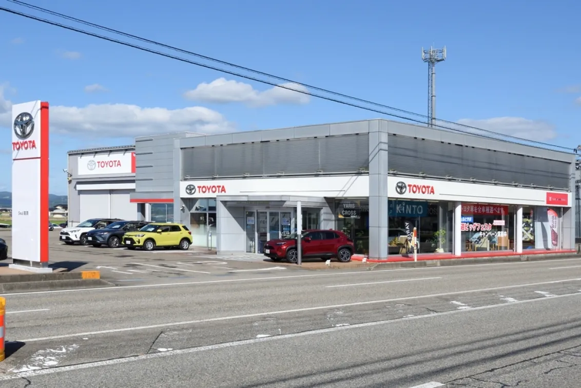 トヨタモビリティ富山株式会社_Seul高岡南_店舗外観