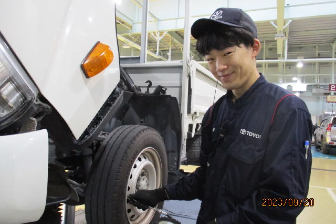 栃木トヨタ自動車株式会社_朝倉店_スタッフ1