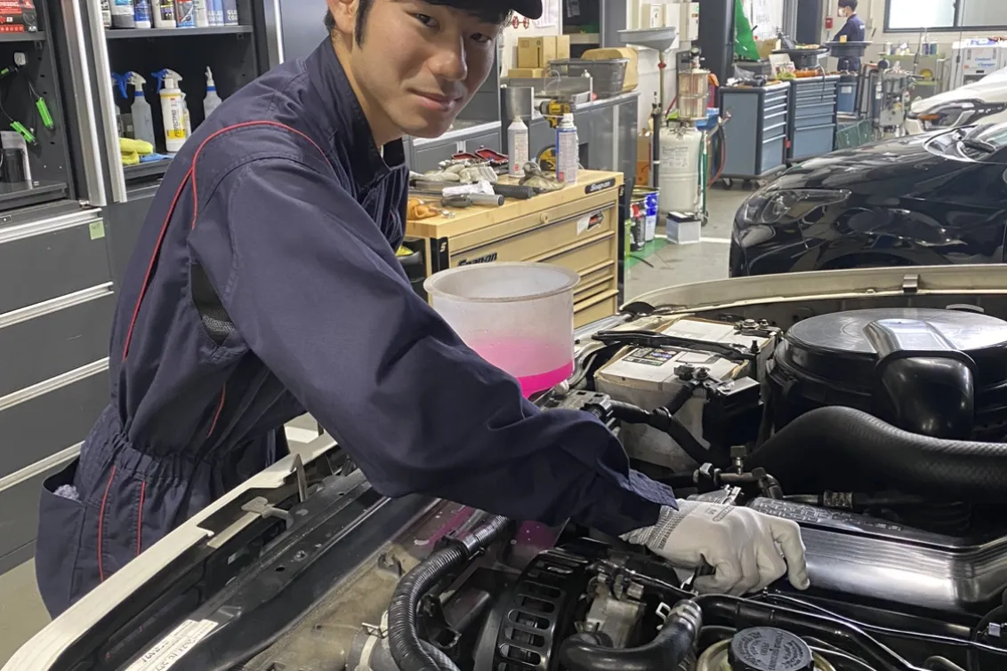  栃木トヨタ自動車株式会社_栃木店_整備風景