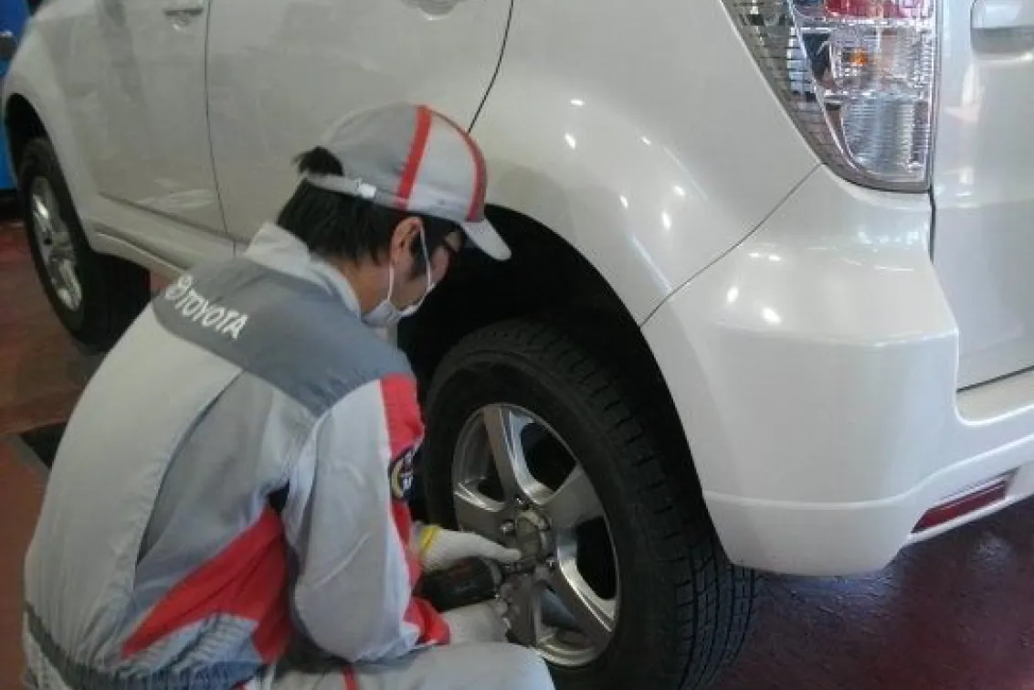 長野トヨタ自動車株式会社_中野吉田サービスサテライト_スタッフ4