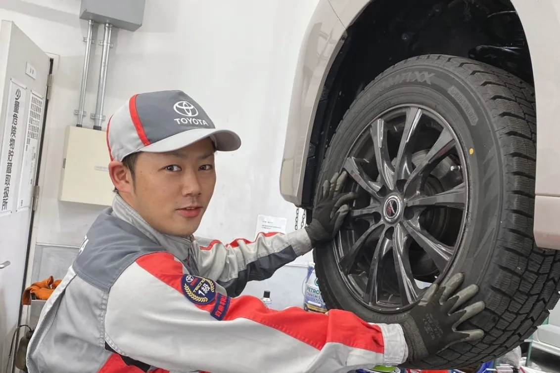 長野トヨタ自動車株式会社_茅野店_スタッフ2