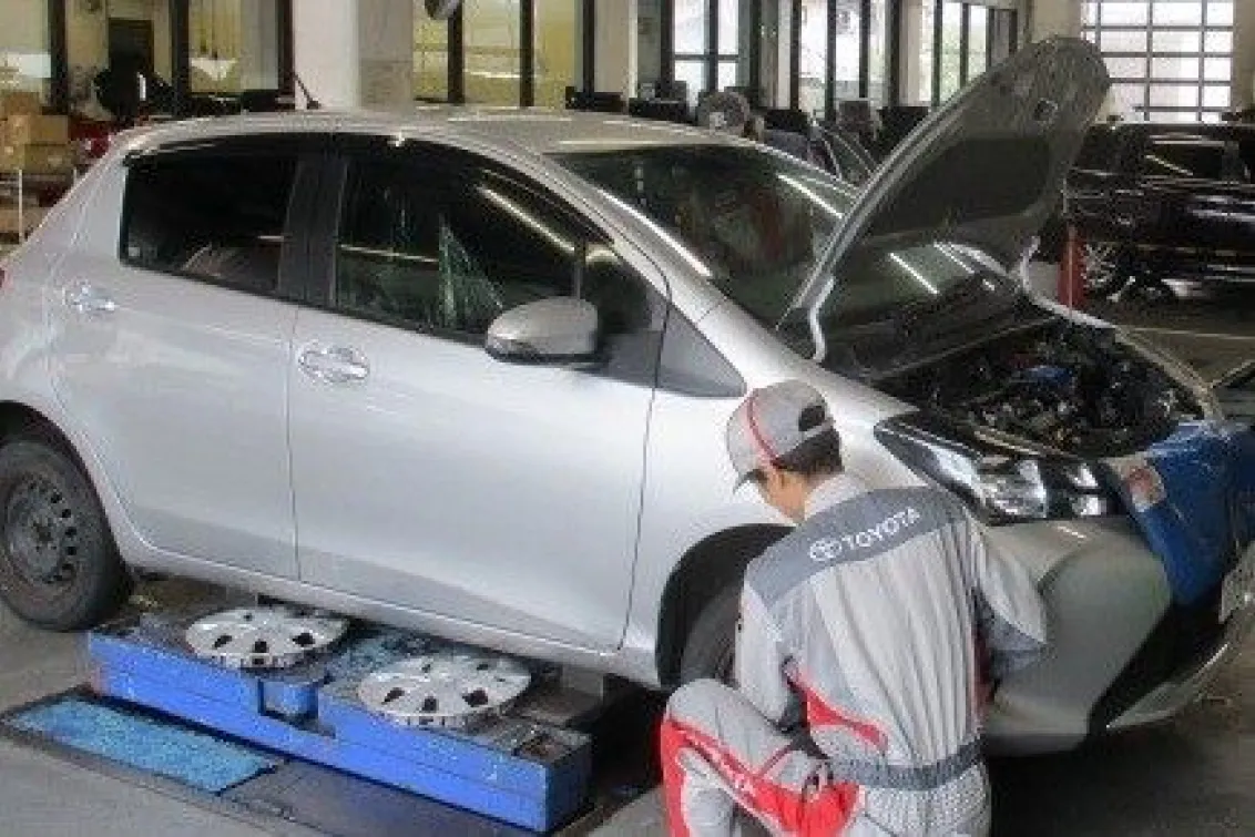長野トヨタ自動車株式会社_長野店_内観