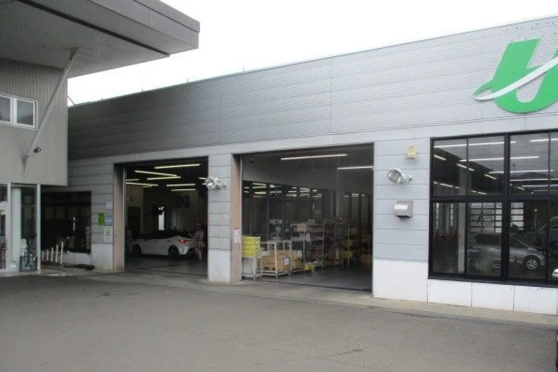 長野トヨタ自動車株式会社_長野店_外観2