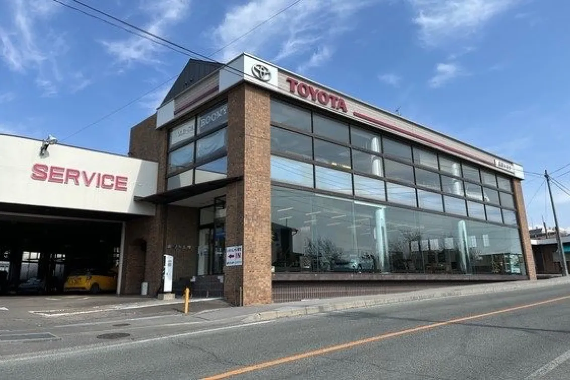 長野トヨタ自動車株式会社_小諸サービスサテライト_外観