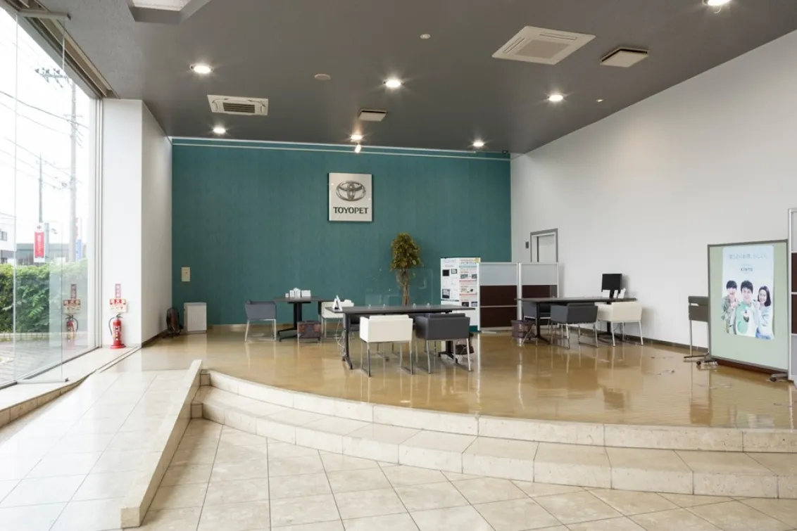 栃木トヨペット株式会社_佐野店_店舗内装