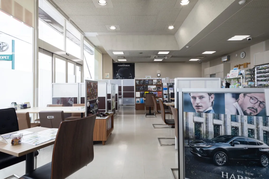 栃木トヨペット株式会社_高根沢店_店舗内装