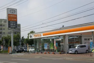 トヨタカローラ旭川株式会社_留萌店_正面