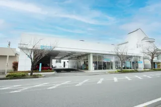 ウエインズトヨタ神奈川株式会社