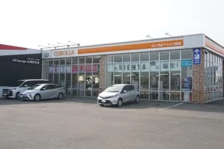トヨタカローラ札幌_アンビシャス厚別通_店舗外観