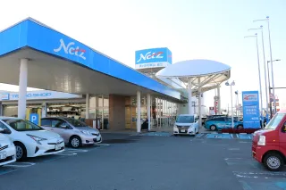ネッツトヨタ和歌山_岩出店_外観