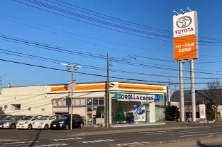 トヨタカローラ札幌_北広島店_店舗外観
