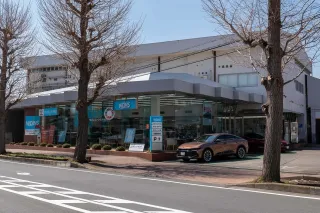 ウエインズトヨタ神奈川株式会社