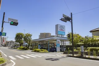 ウエインズトヨタ神奈川株式会社