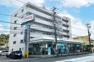 ウエインズトヨタ神奈川株式会社