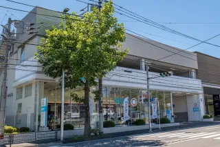 ウエインズトヨタ神奈川株式会社