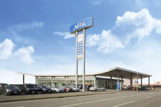 トヨタ_ネッツトヨタ苫小牧株式会社_室蘭キテネッツ館_外観