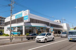 ウエインズトヨタ神奈川株式会社
