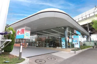 ウエインズトヨタ神奈川株式会社