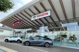 大分トヨタ自動車株式会社_店舗外観　別府店