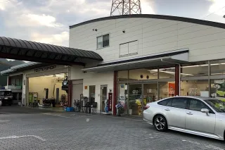 大分トヨタ自動車株式会社_店舗外観　臼杵店