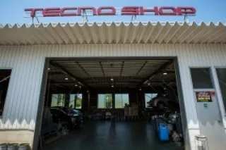 岩手トヨタ自動車株式会社　平泉店・千厩サービス工場　外観