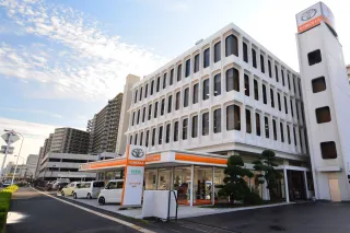 トヨタカローラ千葉株式会社 幸町店