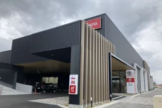愛知トヨタ 株式会社ATグループ_上重原インター店