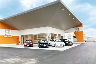 トヨタカローラ栃木株式会社＿中古車にしなすの＿店舗外観