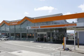 トヨタカローラ広島株式会社_東広島支店_店舗外観