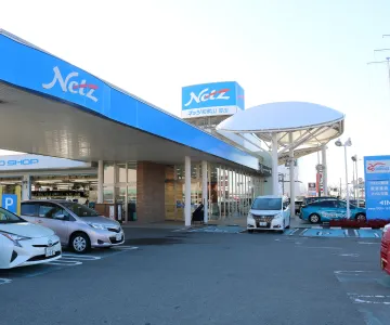 ネッツトヨタ和歌山_岩出店_外観