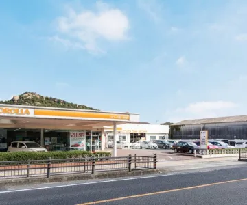 トヨタカローラ岡山株式会社＿写真