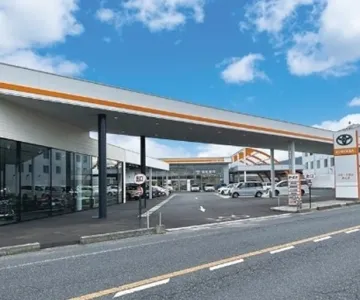 トヨタカローラ岡山株式会社＿津山店＿外観