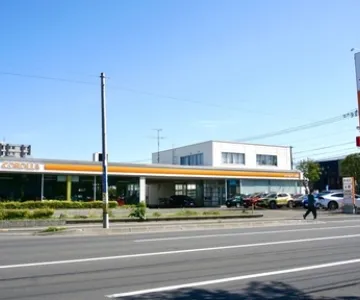 トヨタカローラ札幌_ジョイック美香保_店舗外観
