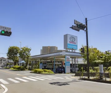 ウエインズトヨタ神奈川株式会社