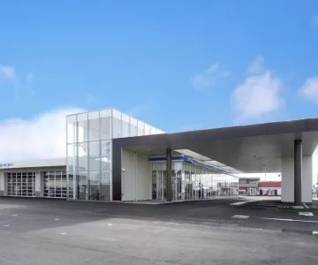 トヨタ_ネッツトヨタ苫小牧株式会社_樽前いとい店_外観