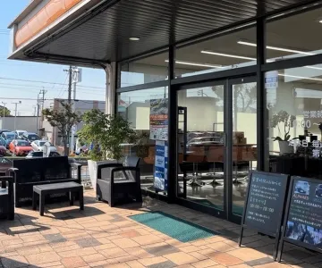 トヨタカローラ名古屋株式会社_岡崎上地店_外観