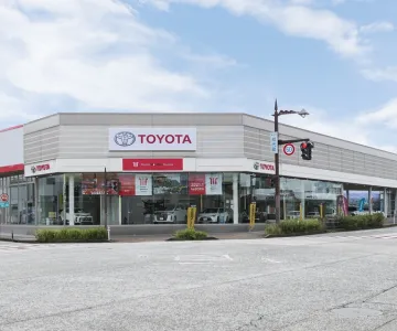 トヨタモビリティ富山株式会社_ランドマークSOTY_店舗外観